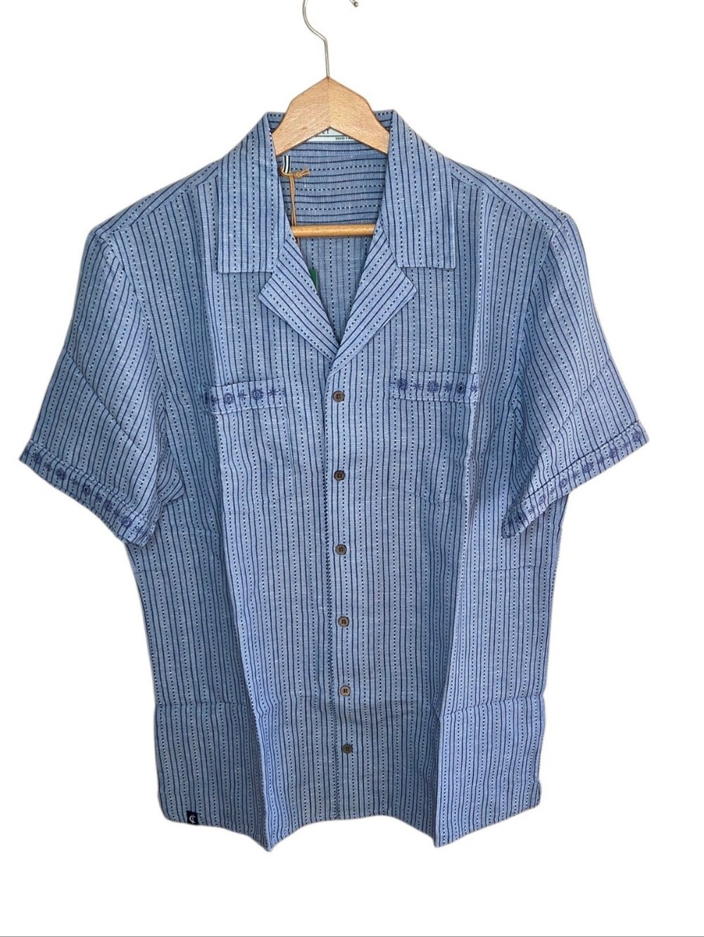 NWT Criquet Mens The Desi Shirt Navy Embroidered Cotton Linen Size Large